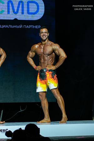 MAN'S ATHLETIC +179